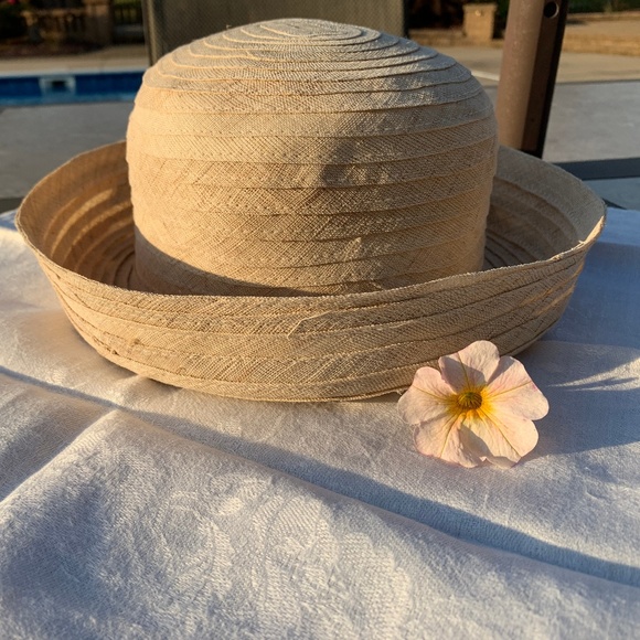 Accessories - Women's - A.K.A. Eddie Bauer - Hat